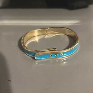 Blue & gold buckle bracelet